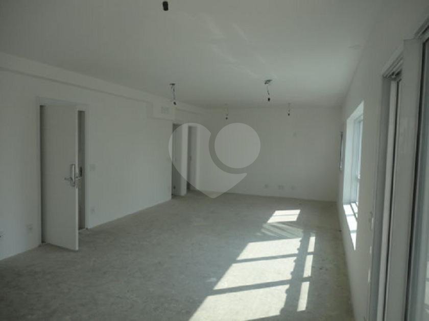 Apartamento à venda com 3 suítes em Campo Belo, São Paulo, SP