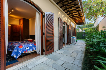 Casa Térrea à venda com 3 quartos, sendo 1 suíte, em Alto de Pinheiros, São Paulo, SP
