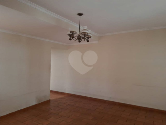 Sobrado à venda com 2 quartos no Brasilândia, São Paulo, SP