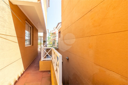 Casa à venda com 4 quartos, sendo 2 suítes, em Alto da Boa Vista, São Paulo, SP