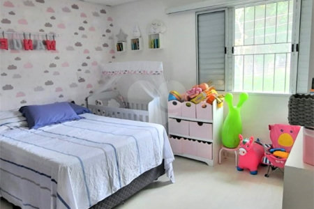 Casa à venda com 5 quartos, sendo 4 suítes, em Água Fria, São Paulo, SP