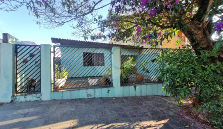 Casa à venda com 4 quartos, sendo 1 suíte,  em Jardim Guarujá, Sorocaba, SP