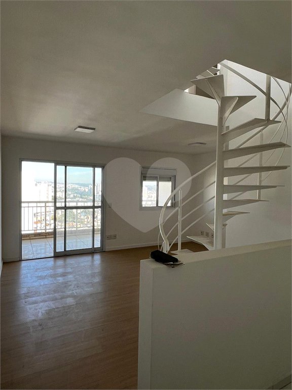 Apartamento à venda com 3 quartos, sendo 2 suítes, em Parque Reboucas, São Paulo, SP