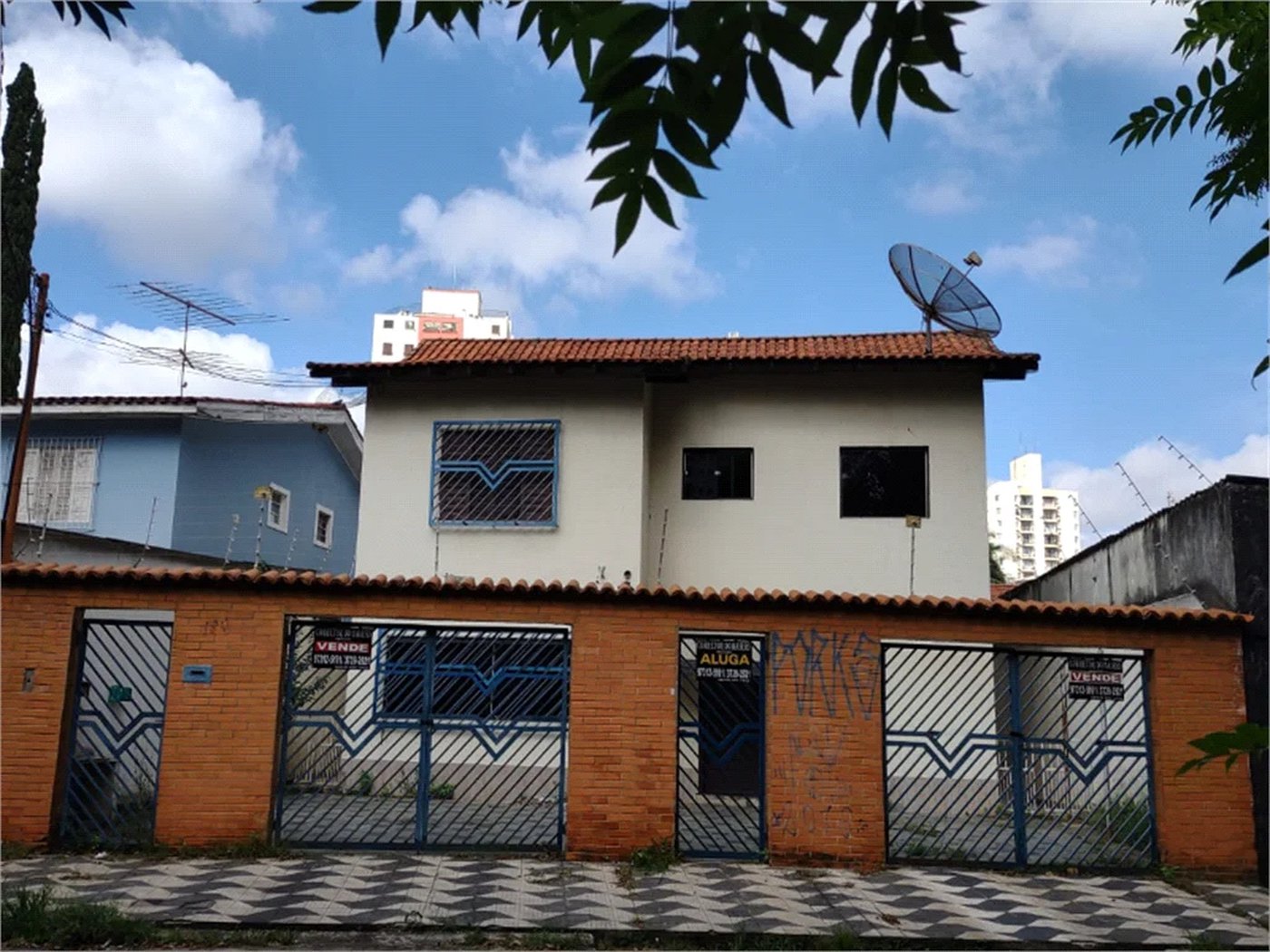 Sobrado à venda com 3 suítes em Jardim Vazani, São Paulo, SP