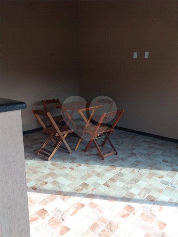 Casa à venda com 3 quartos, sendo 1 suíte, no condomínio Marf Ii, Bom Jesus dos Perdões - SP