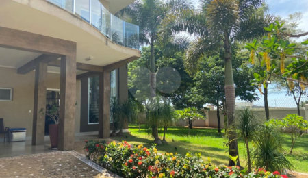 Casa à venda com 5 quartos no condomínio Residencial Vila Franca, Paulínia - SP