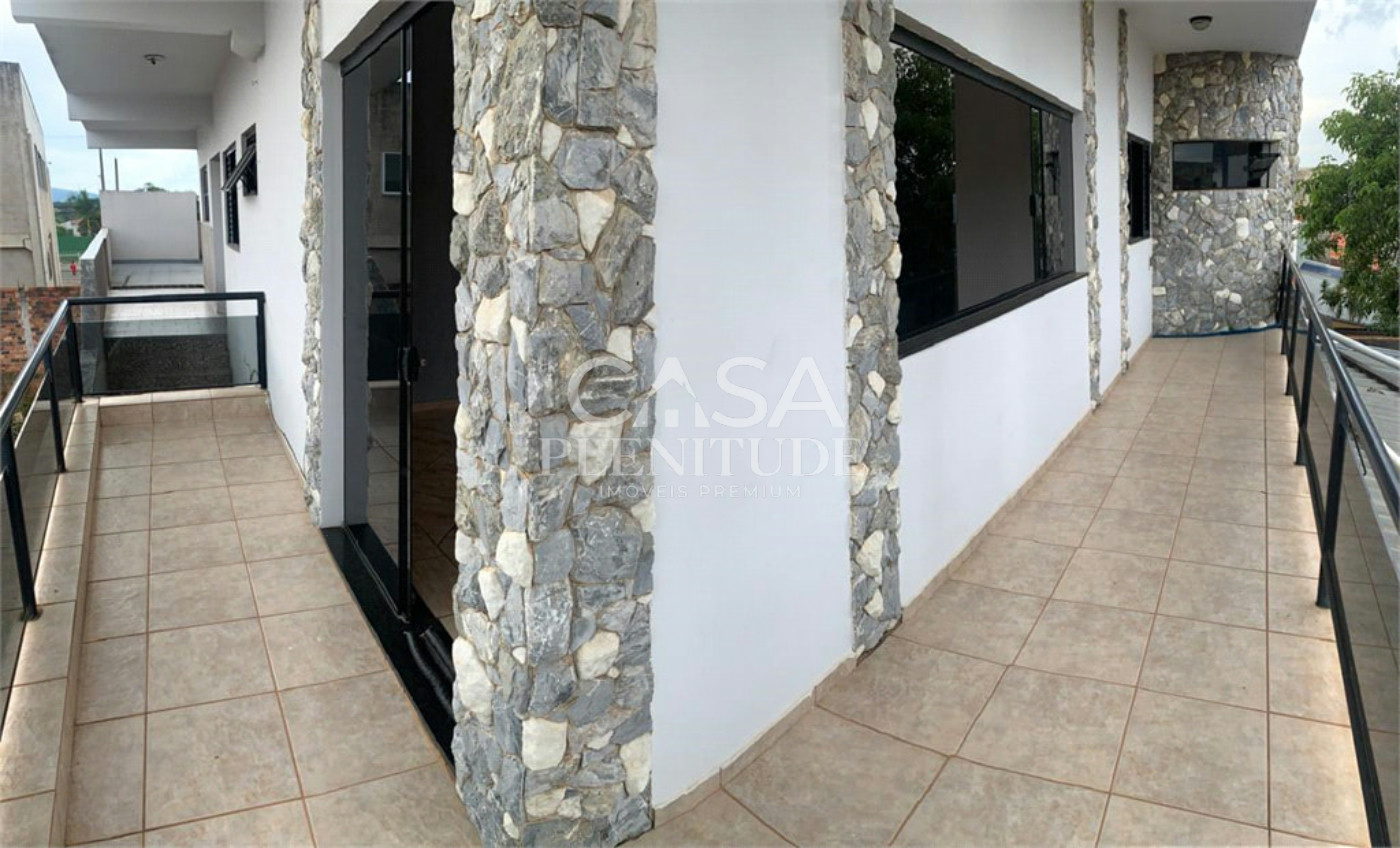Casa à venda com 3 quartos, sendo 1 suíte, em Wanel Ville, Sorocaba, SP