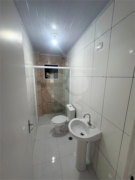 Casa à venda com 2 quartos no condomínio Carvalho Lagares, Poá - SP