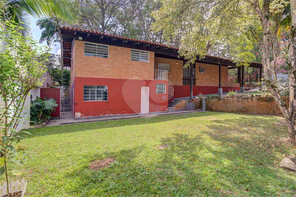 Casa Térrea à venda ou para alugar com 5 quartos, sendo 1 suíte, em Jardim Marajoara, São Paulo, SP