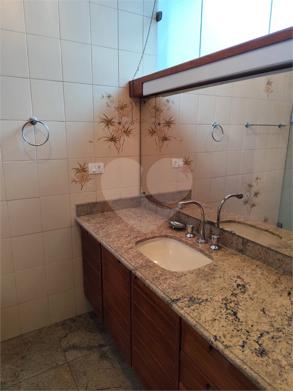 Sobrado à venda com 4 suítes em Santana, São Paulo, SP