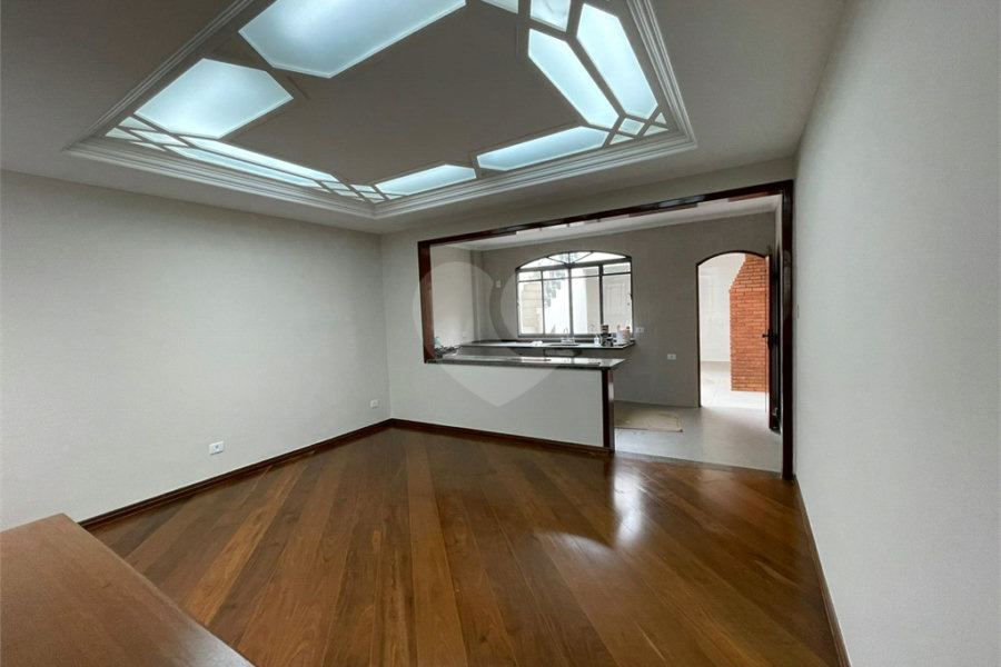 Sobrado à venda com 3 quartos, sendo 2 suítes, em Vila Palmeiras, São Paulo, SP