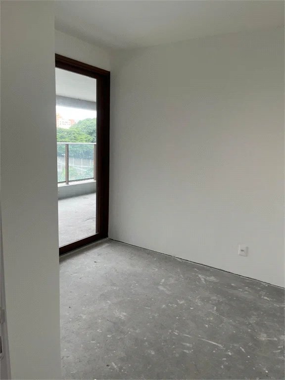 Apartamento à venda com 3 quartos, sendo 1 suíte, em Brooklin Novo, São Paulo, SP