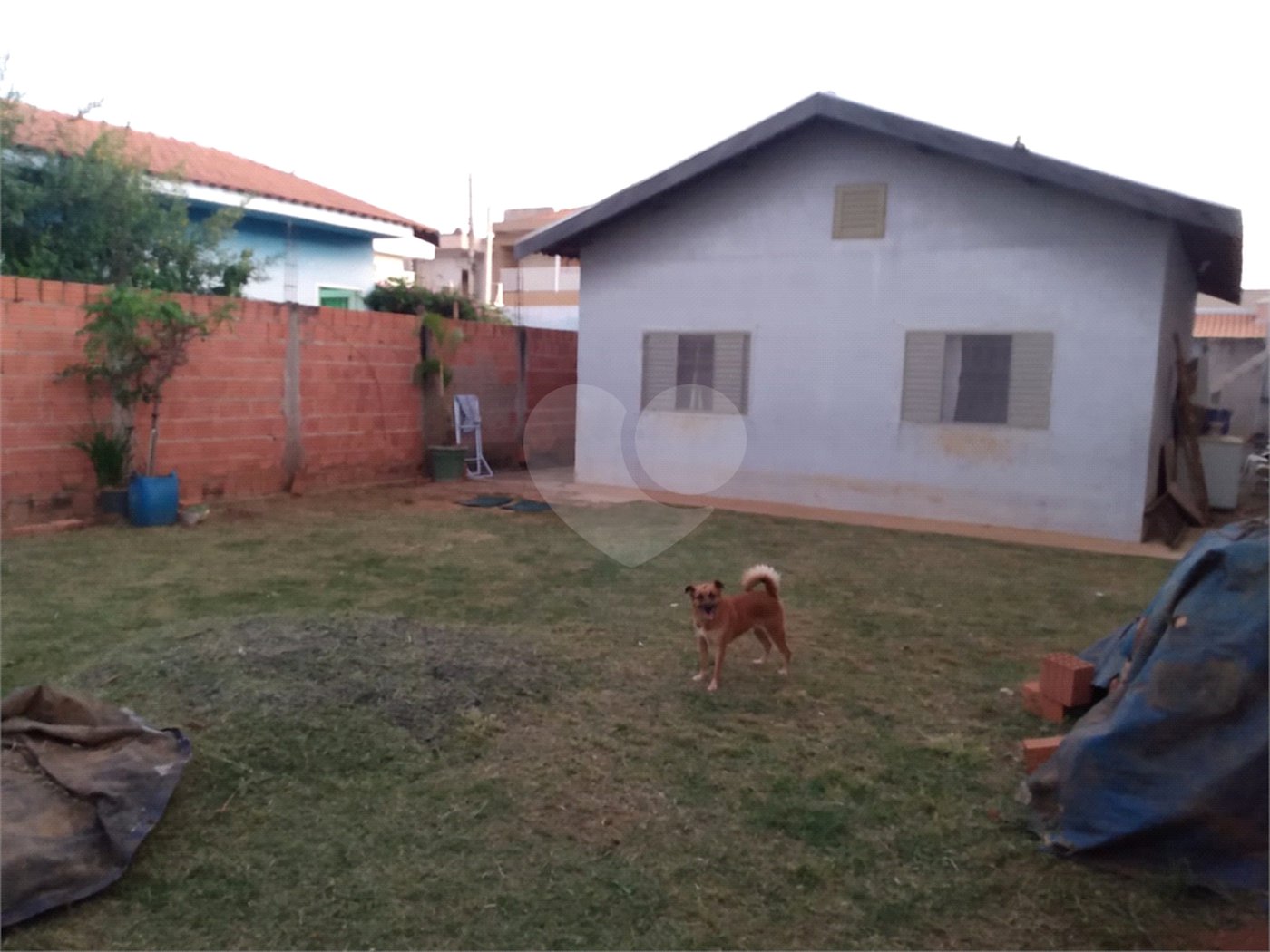 Casa térrea no Jardim Embaré.