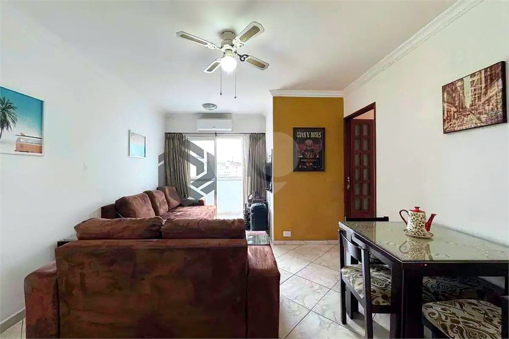 Apartamento à venda com 2 quartos em Pitangueiras, Guarujá, SP