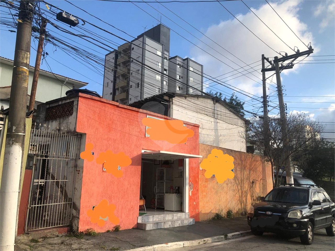 Casa Térrea à venda com 6 quartos, sendo 2 suítes, em Vila Mazzei, São Paulo, SP