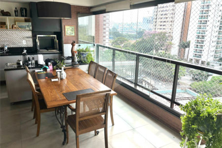 Apartamento à venda com 3 suítes em Granja Julieta, São Paulo, SP