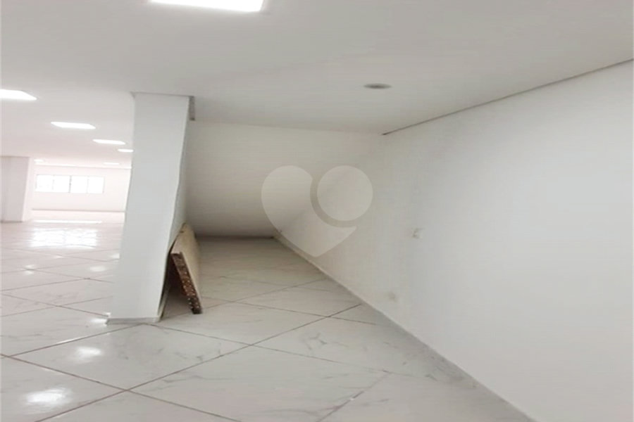 Sobrado à venda com 4 quartos, sendo 3 suítes, em Vila Maria Alta, São Paulo, SP