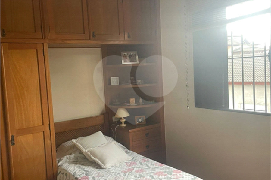 Sobrado à venda com 4 quartos, sendo 1 suíte, em Tremembé, São Paulo, SP