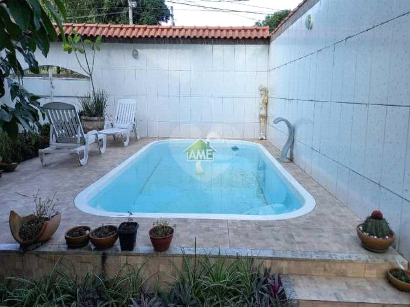 Casa à venda com 3 quartos, sendo 1 suíte, em Santíssimo, Rio de Janeiro, RJ