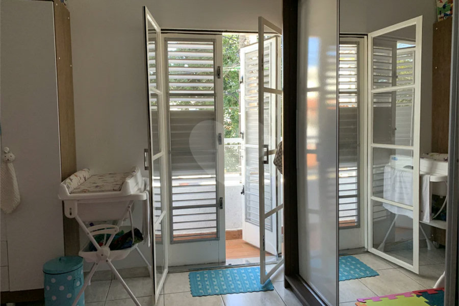 Sobrado à venda com 3 quartos em Vila Guilherme, São Paulo, SP