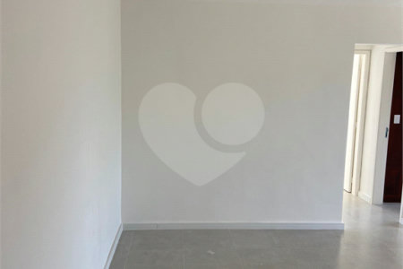 Apartamento à venda com 2 quartos em Taquara, Rio de Janeiro, RJ