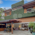 Casa à venda com 4 quartos, sendo 2 suítes, no condomínio Vila Antonieta, São Paulo - SP
