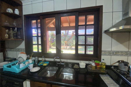 Casa à venda com 3 quartos, sendo 1 suíte, em Parque Residencial Monte Carlo, Ponta Porã, MS