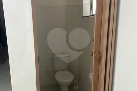 Sobrado à venda com 2 quartos em Vila Mazzei, São Paulo, SP