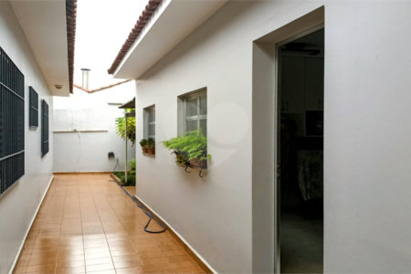 Casa à venda com 3 quartos, sendo 1 suíte, em Planalto Paulista, São Paulo, SP