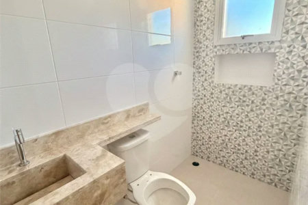 Sobrado à venda com 3 quartos, sendo 1 suíte, em Vila Mazzei, São Paulo, SP