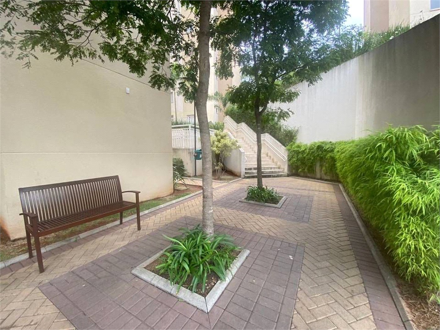 Apartamento à venda com 2 quartos em Vila Zat, São Paulo, SP