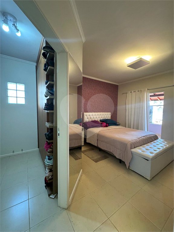 Casa à venda com 3 quartos, sendo 1 suíte, no condomínio Residencial Grape Village, Vinhedo - SP