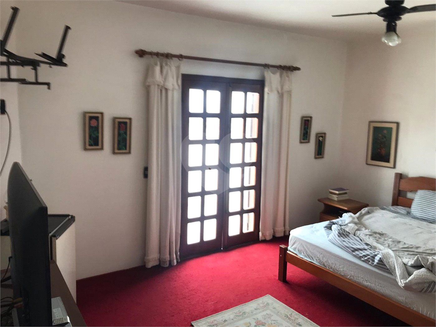 Casa à venda com 2 quartos, sendo 3 suítes, em Vila Oliveira, Mogi das Cruzes, SP