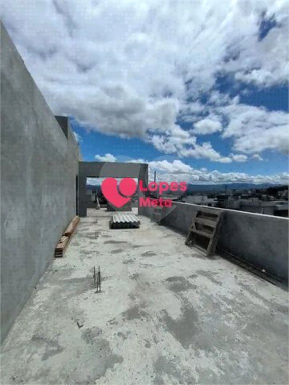 Casa à venda com 3 quartos, sendo 1 suíte,  no condomínio Reserva do Vale, Caçapava - SP