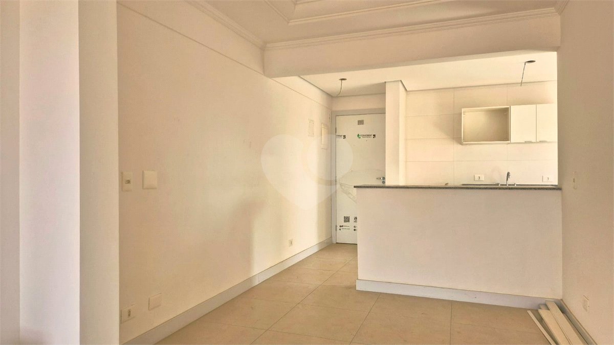 Apartamento à venda com 2 quartos, sendo 1 suíte, no Centro, Sorocaba, SP