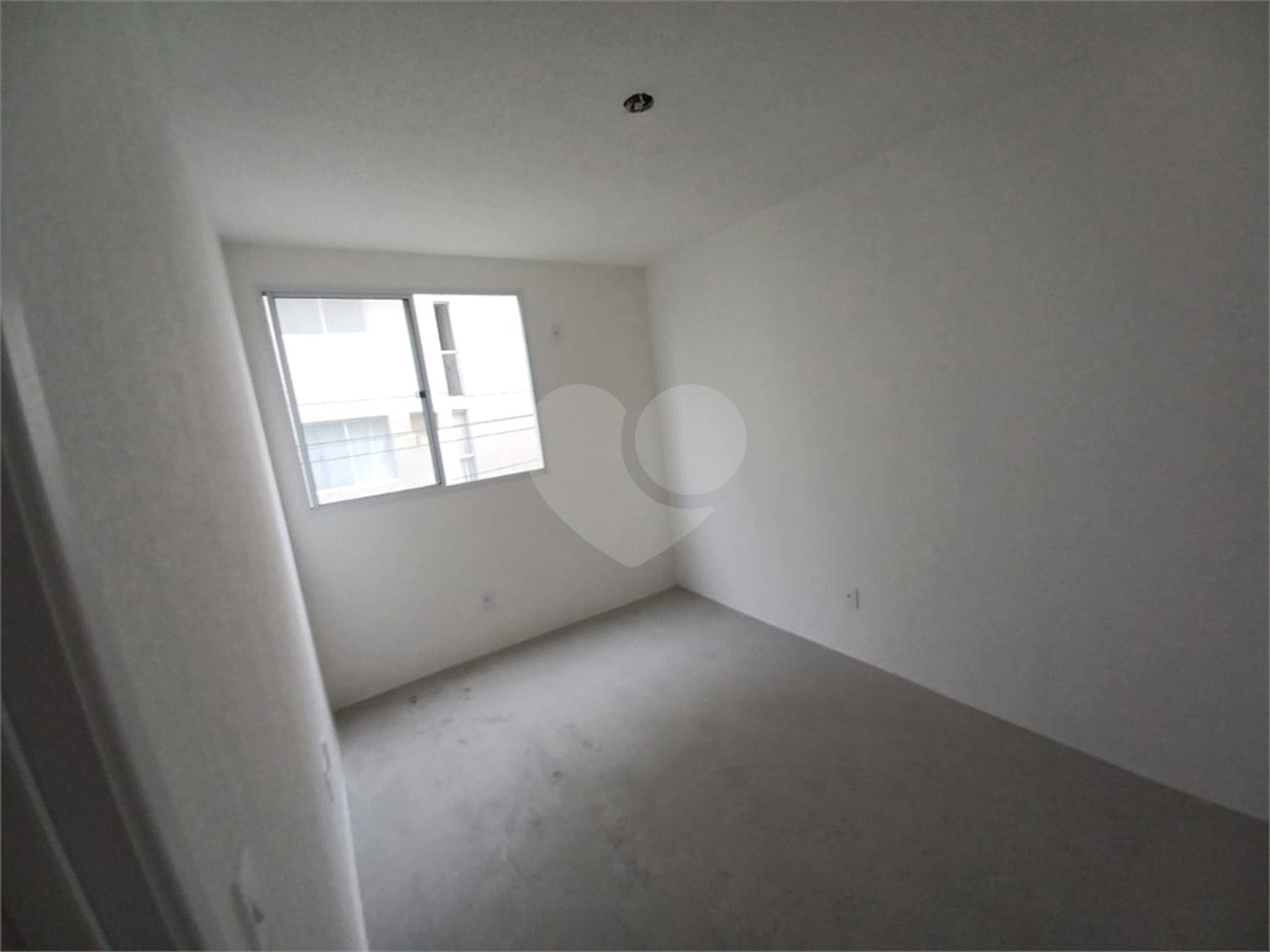 Apartamento à venda com 2 quartos em Santa Cruz, Rio de Janeiro, RJ