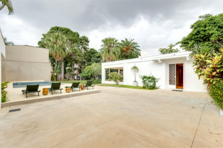 Casa Térrea à venda ou para alugar com 4 suítes em Alto da Boa Vista, São Paulo, SP