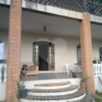 Casa à venda com 5 quartos, sendo 2 suítes, no condomínio Terras de Santa Rosa, Salto - SP