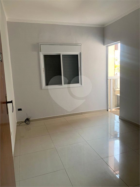 Sobrado à venda com 3 quartos, sendo 1 suíte, em Nova Cerejeira, Atibaia, SP