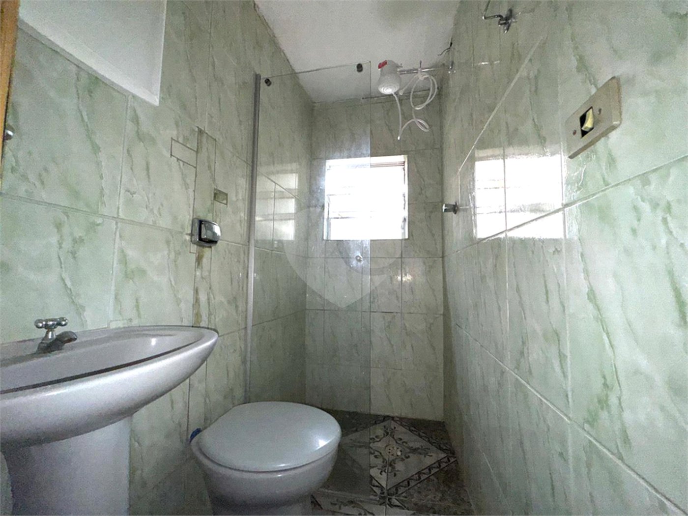Sobrado à venda com 2 quartos em Vila Antonieta, São Paulo, SP