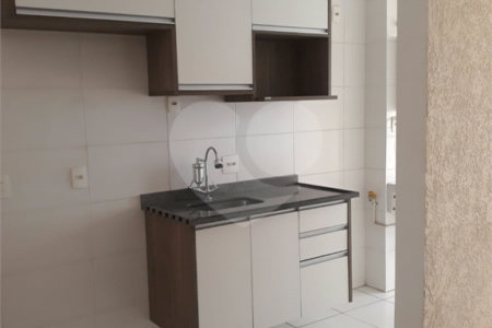 Apartamento à venda ou para alugar com 2 quartos, sendo 1 suíte, em Jardim Carambeí, São Roque, SP