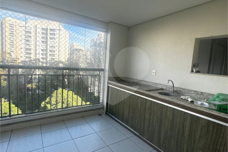 Apartamento para alugar com 3 quartos, sendo 1 suíte, em Parque Reboucas, São Paulo, SP
