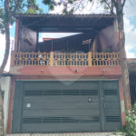 Sobrado à venda com 4 quartos, sendo 1 suíte,  em Furnas, São Paulo, SP