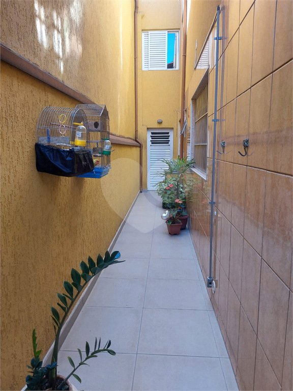 Sobrado à venda com 4 quartos, sendo 1 suíte,  em Vila Gustavo, São Paulo, SP