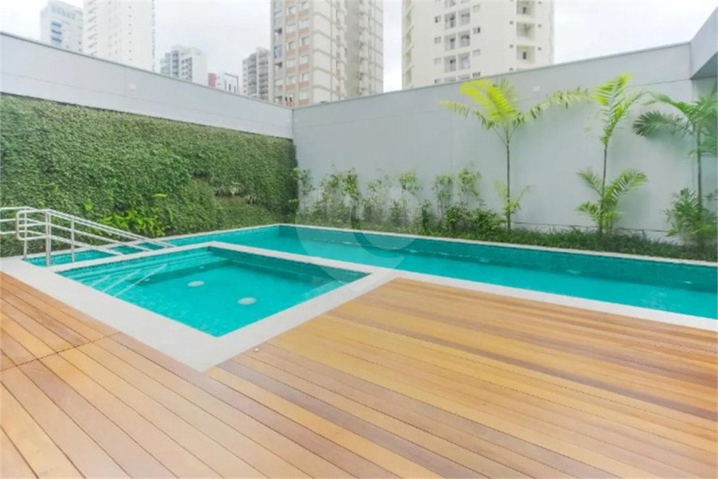 Apartamento à venda com 1 suíte em Moema, São Paulo, SP