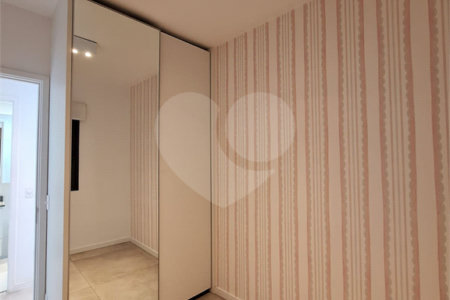 Apartamento à venda com 2 quartos, sendo 1 suíte,  em Vila Leopoldina, São Paulo, SP