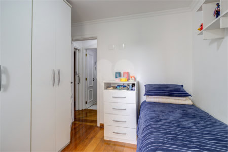 Apartamento à venda com 3 quartos, sendo 1 suíte, em Jardim Marajoara, São Paulo, SP
