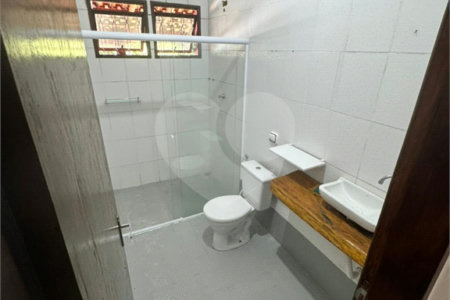 Casa para alugar com 2 quartos, sendo 1 suíte, em Jardim Rene, São Roque, SP
