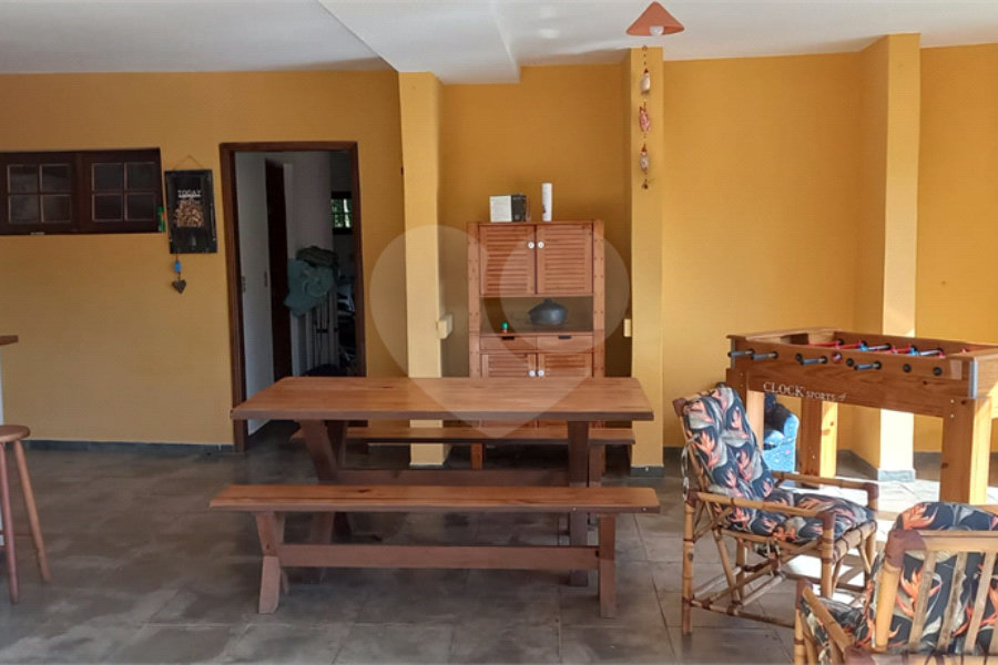 Casa à venda com 4 suítes no condomínio Alpes da Cantareira, Mairiporã - SP