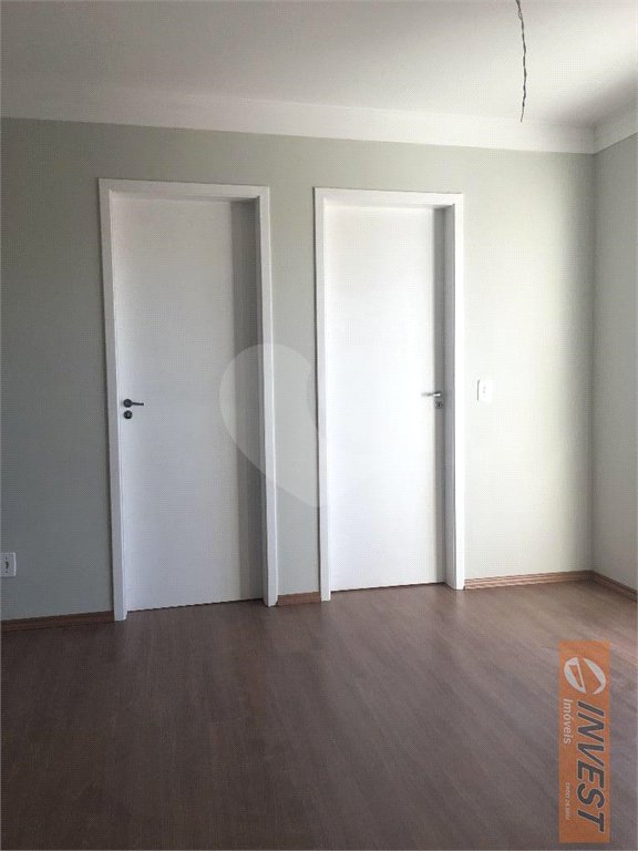 Apartamento à venda com 3 quartos, sendo 1 suíte, em Parque Reboucas, São Paulo, SP